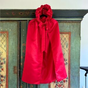 Trish Scully Red Riding Hood cape EUC!